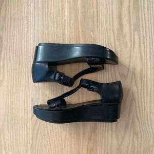 Robert Clergerie Black Platform Shoes with Straps
